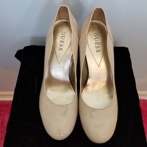 Guess Creme Patten Leather 4.5 inch heel Size 8.5